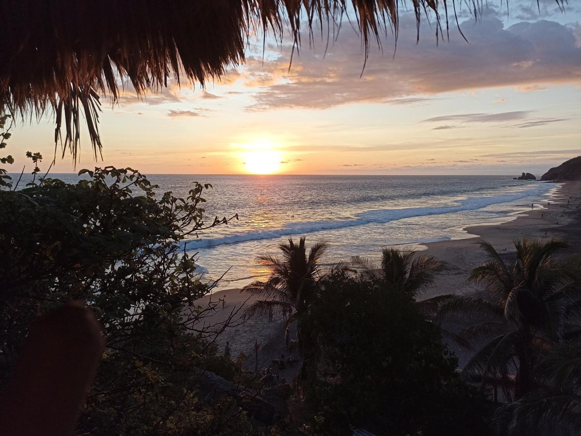 Hotel Punta Sur, Frente Al Mar Y El Atardecer Mazunte Esterno foto